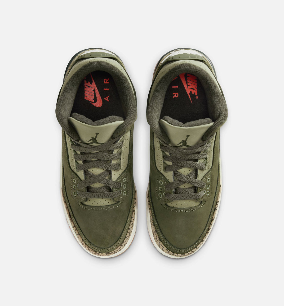 Air Jordan 3 Retro Medium Olive Grade School Lifestyle Shoe – Medium Olive/Sequoia/Neutral Olive/Sail