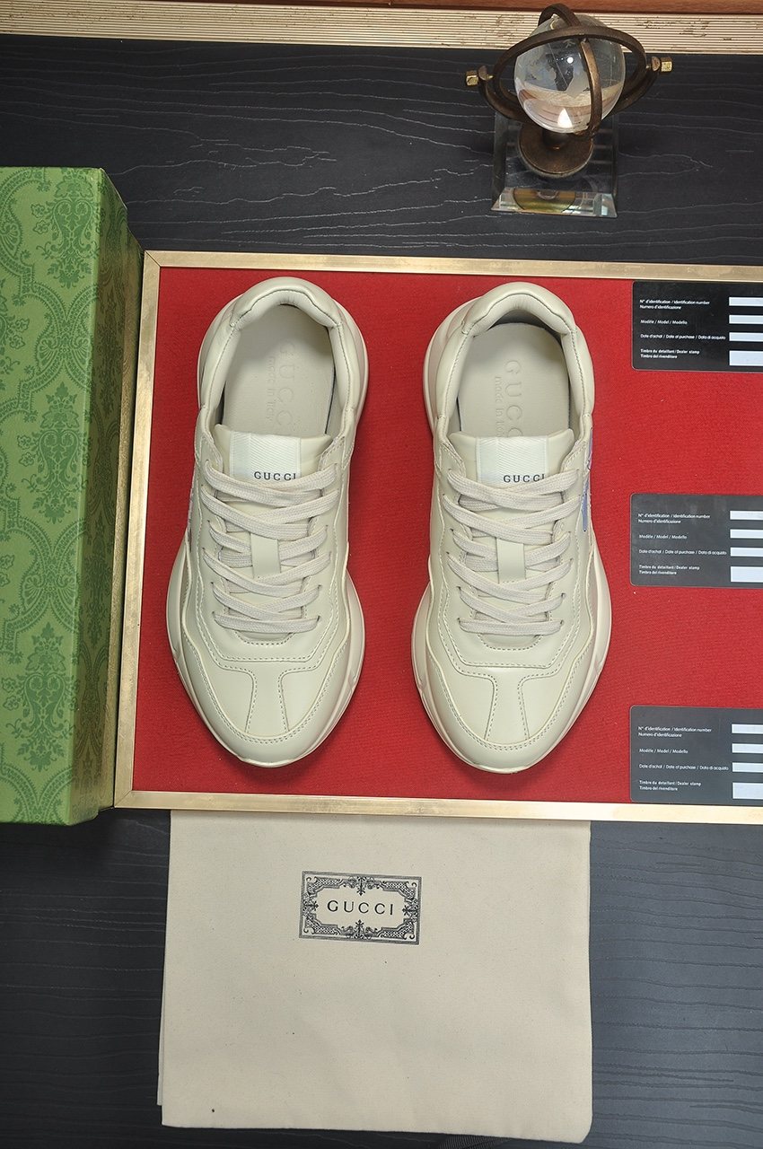 Gucci Cream Graphic Sneakers