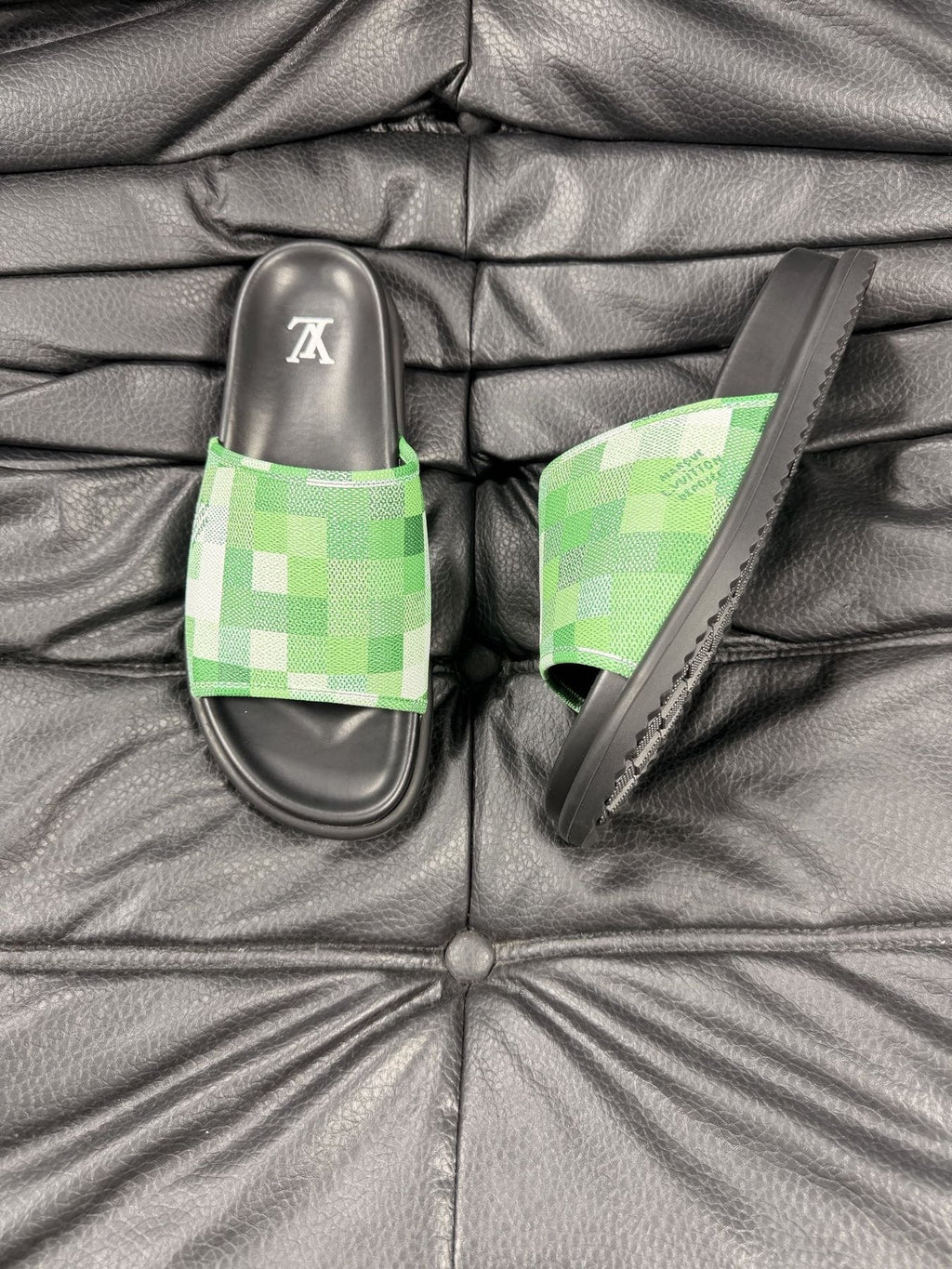 Louis Vuitton Checkerboard Slide Sandals - Open Toe