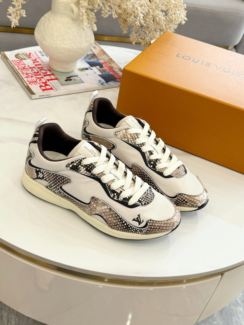 Louis Vuitton Drop 300 Low-Top Sneakers